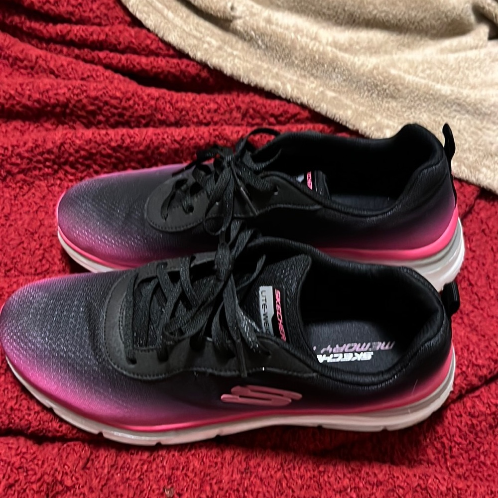 Sketchers in great condition